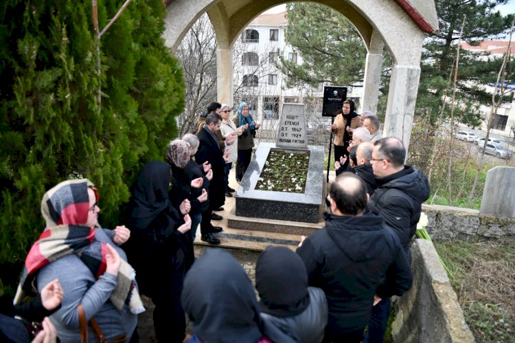 Müftü Raşit Efendi ve Hüseyin Yazır, Mezarları Başında Anıldı